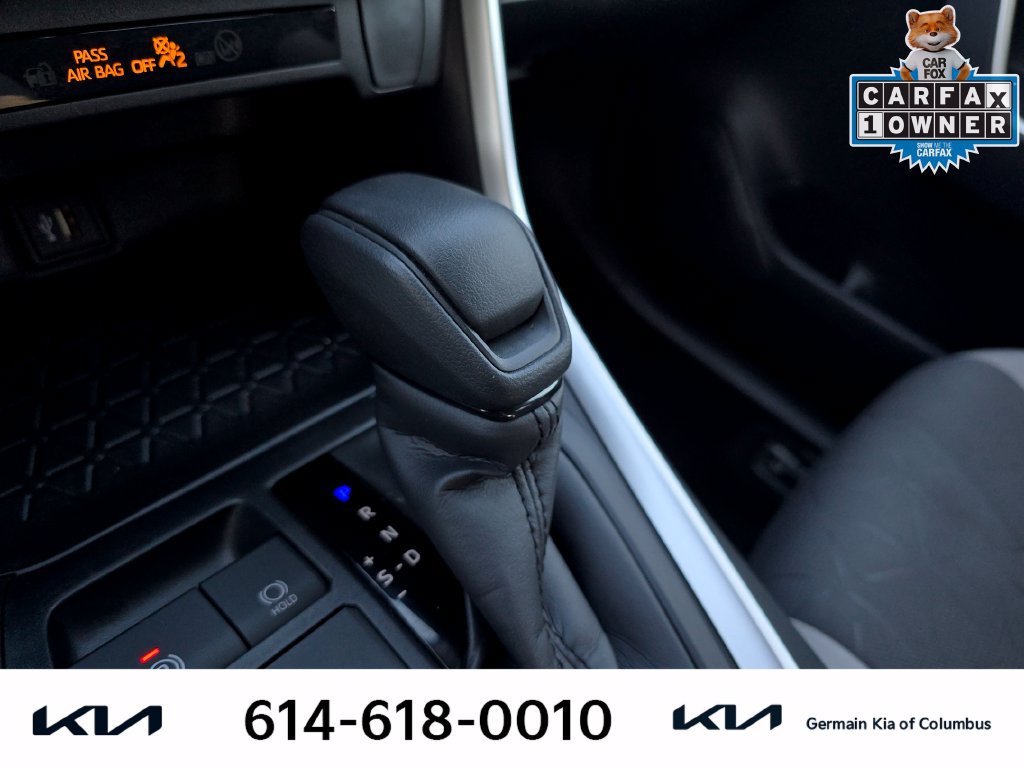 Used 2025 Toyota RAV4 XLE AWD/4WD image 24