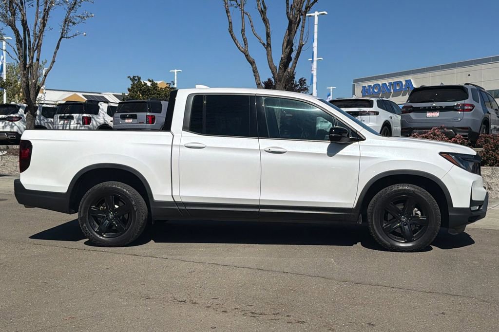 Certified 2023 Honda Ridgeline Black Edition image 3