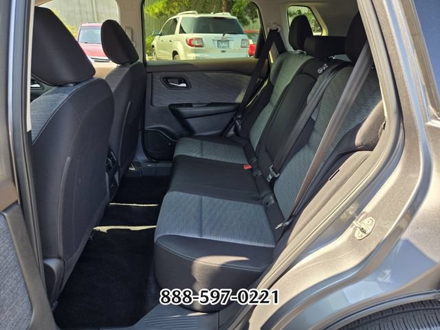 Used 2023 Nissan Rogue SV AWD/4WD image 11