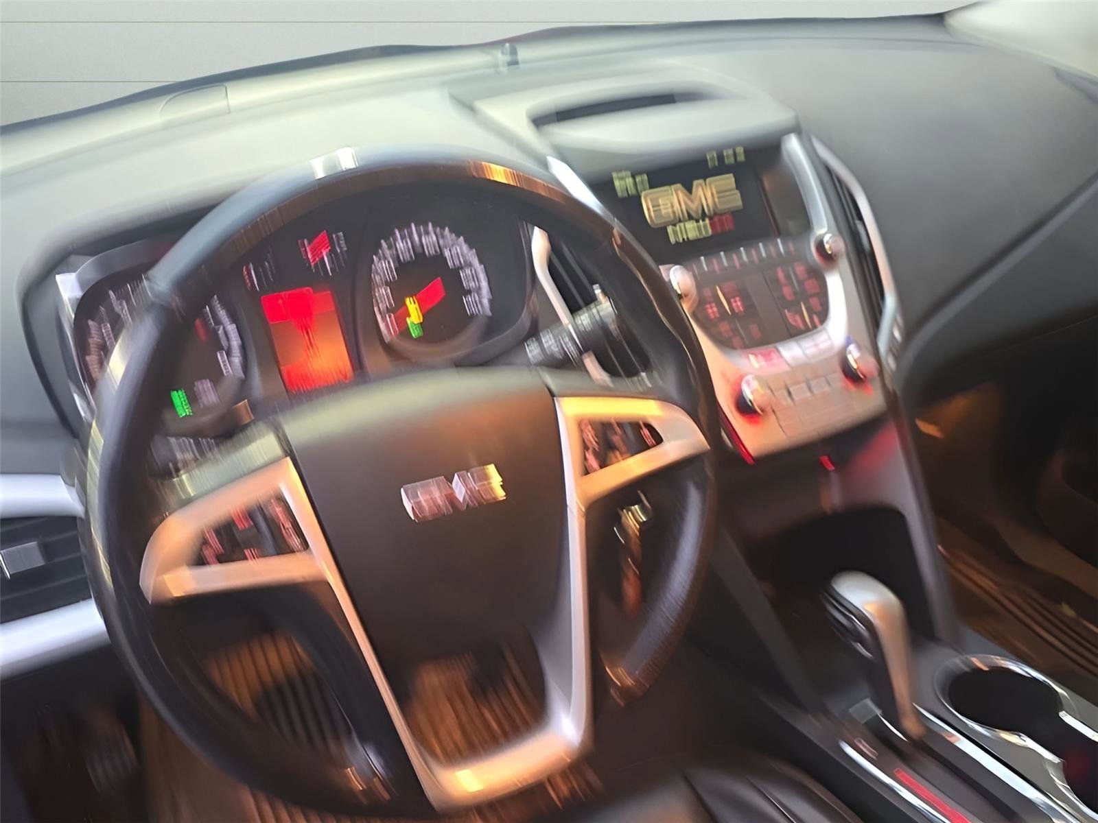 Used 2015 GMC Terrain SLT image 18