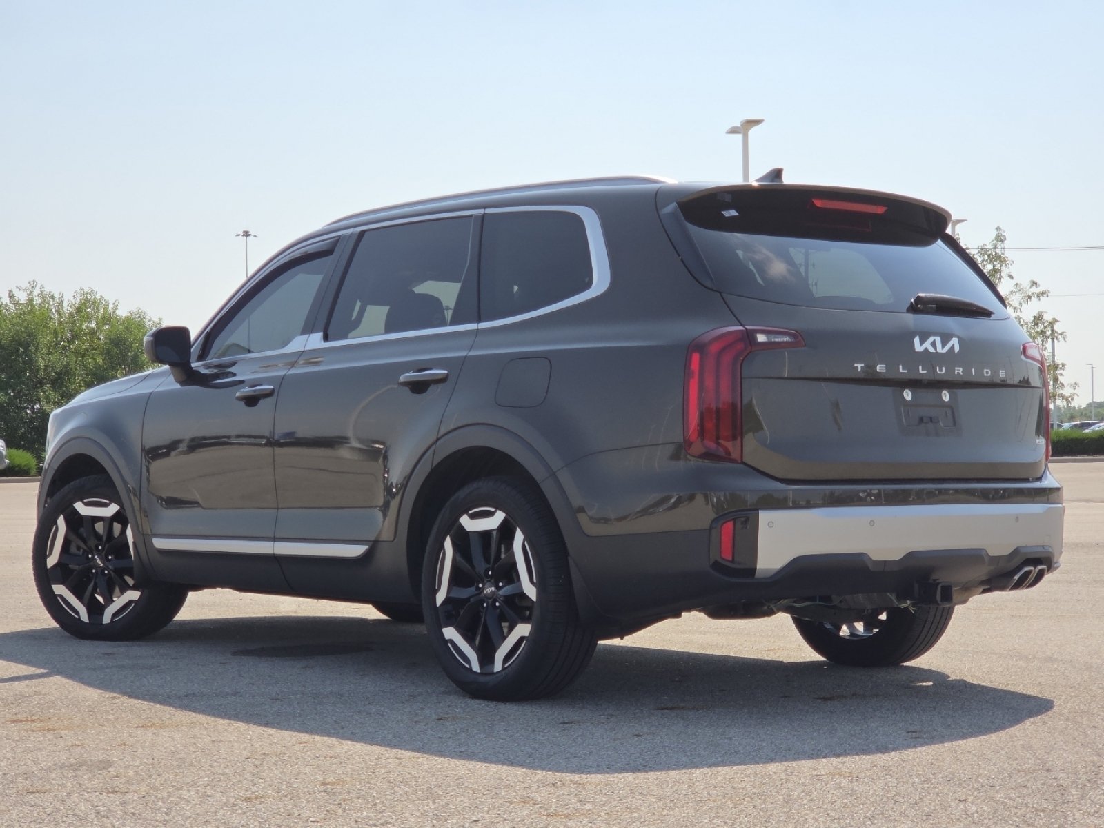 Used 2023 Kia Telluride S w/ S Sunroof Package AWD/4WD image 17