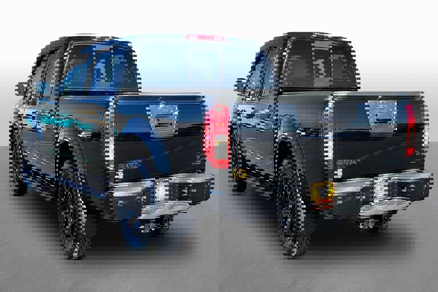 Used 2018 Nissan Frontier SV w/ Value Truck Package image 11