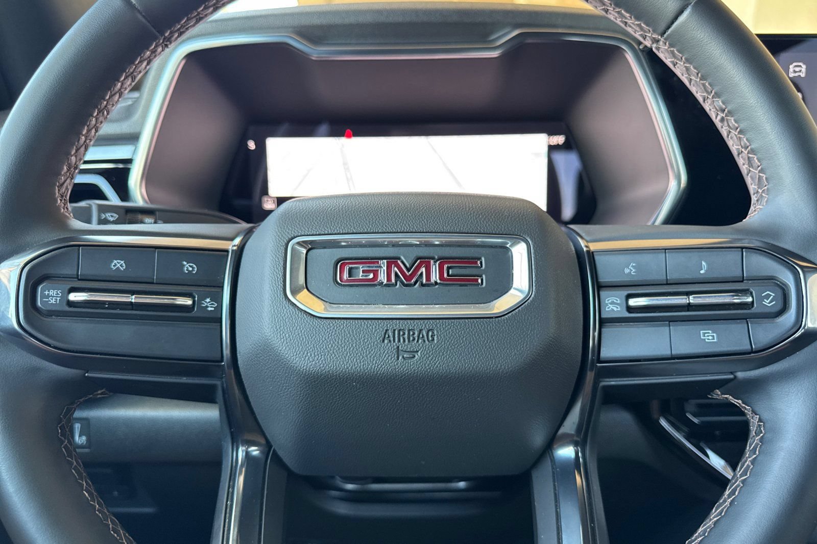 Certified 2025 GMC Canyon AT4 AWD/4WD image 23
