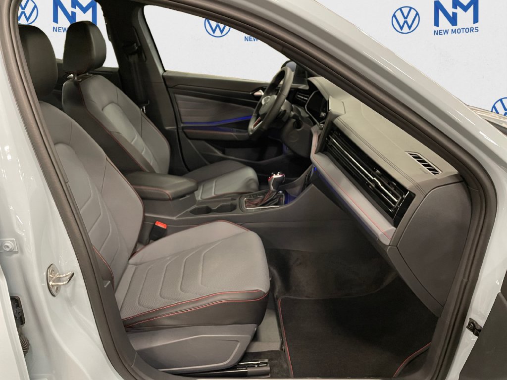 Certified 2026 Volkswagen Jetta GLI Autobahn FWD image 15