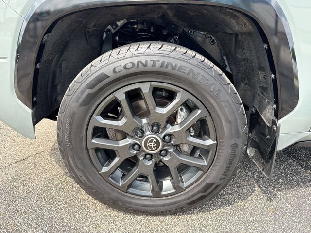 Used 2024 Toyota Tundra Platinum AWD/4WD image 10