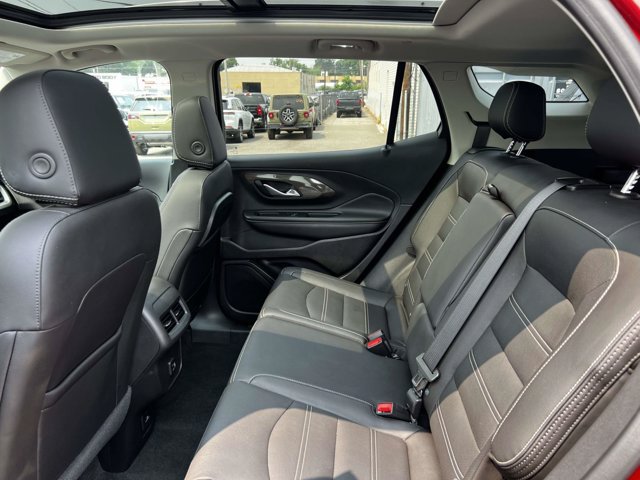 Used 2023 GMC Terrain Denali AWD/4WD image 9