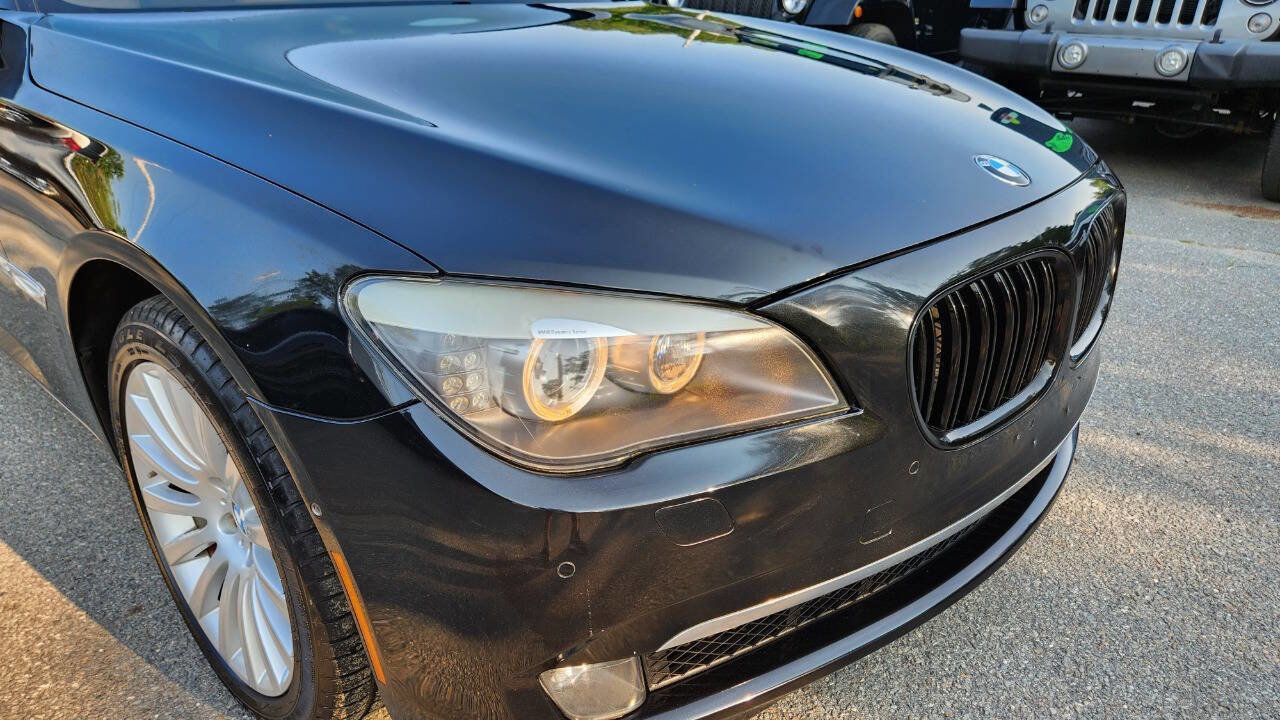 Used 2011 BMW 750Li xDrive 750Li xDrive AWD 4dr Sedan image 21