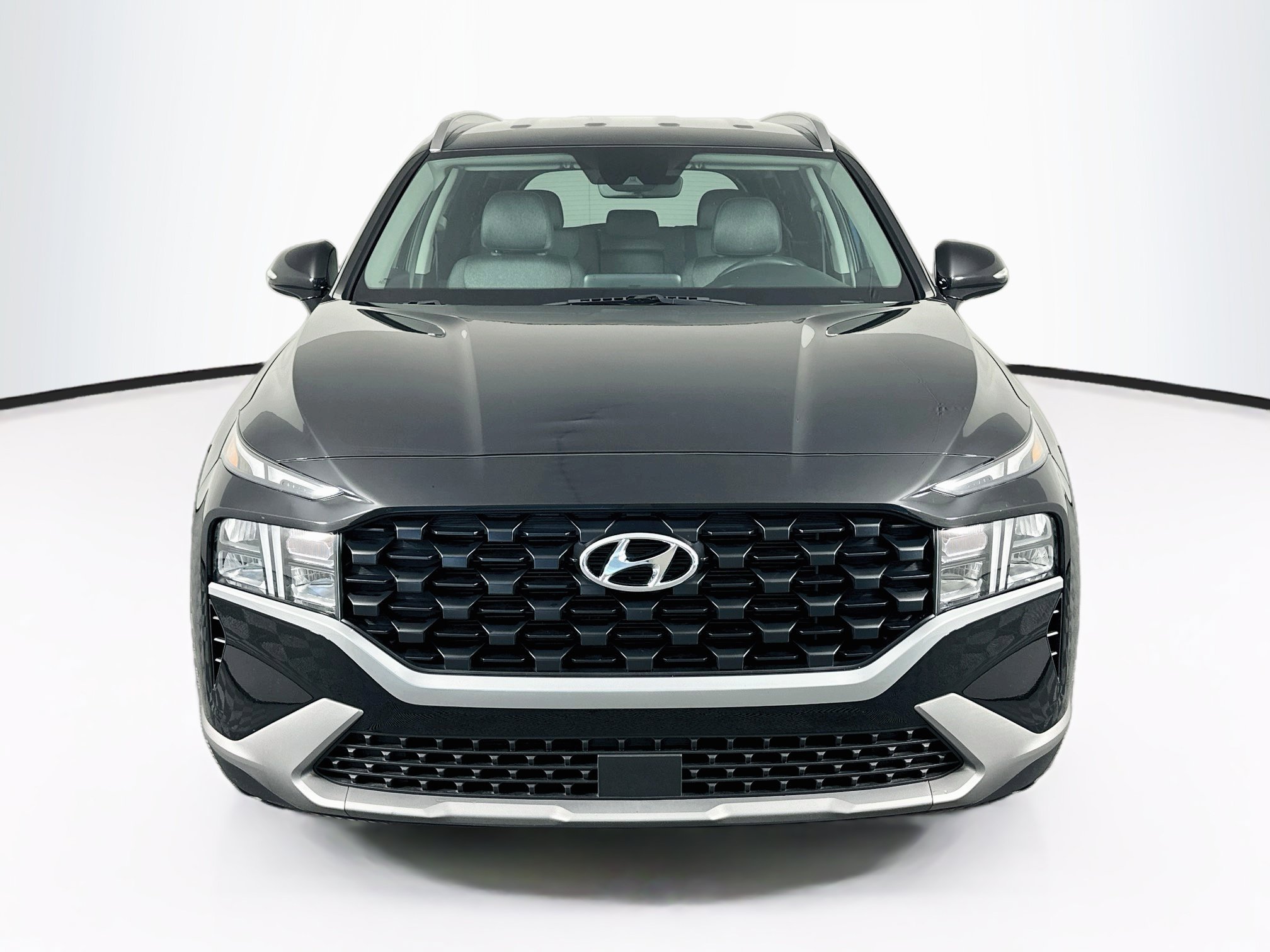 Used 2023 Hyundai Santa Fe SEL FWD image 2
