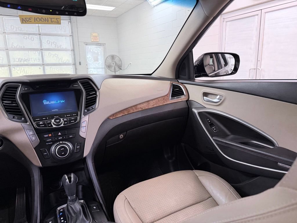 Used 2016 Hyundai Santa Fe Sport w/ Option Group 04 AWD/4WD image 30