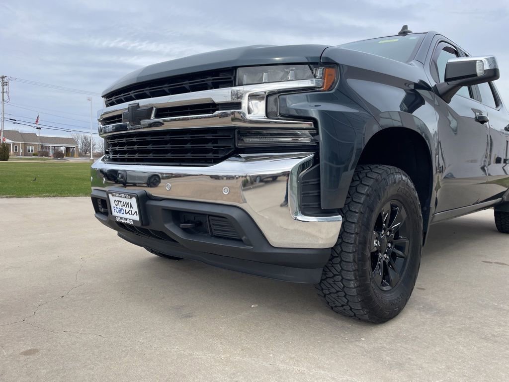 Used 2020 Chevrolet Silverado 1500 LT w/ All-Star Edition AWD/4WD image 16