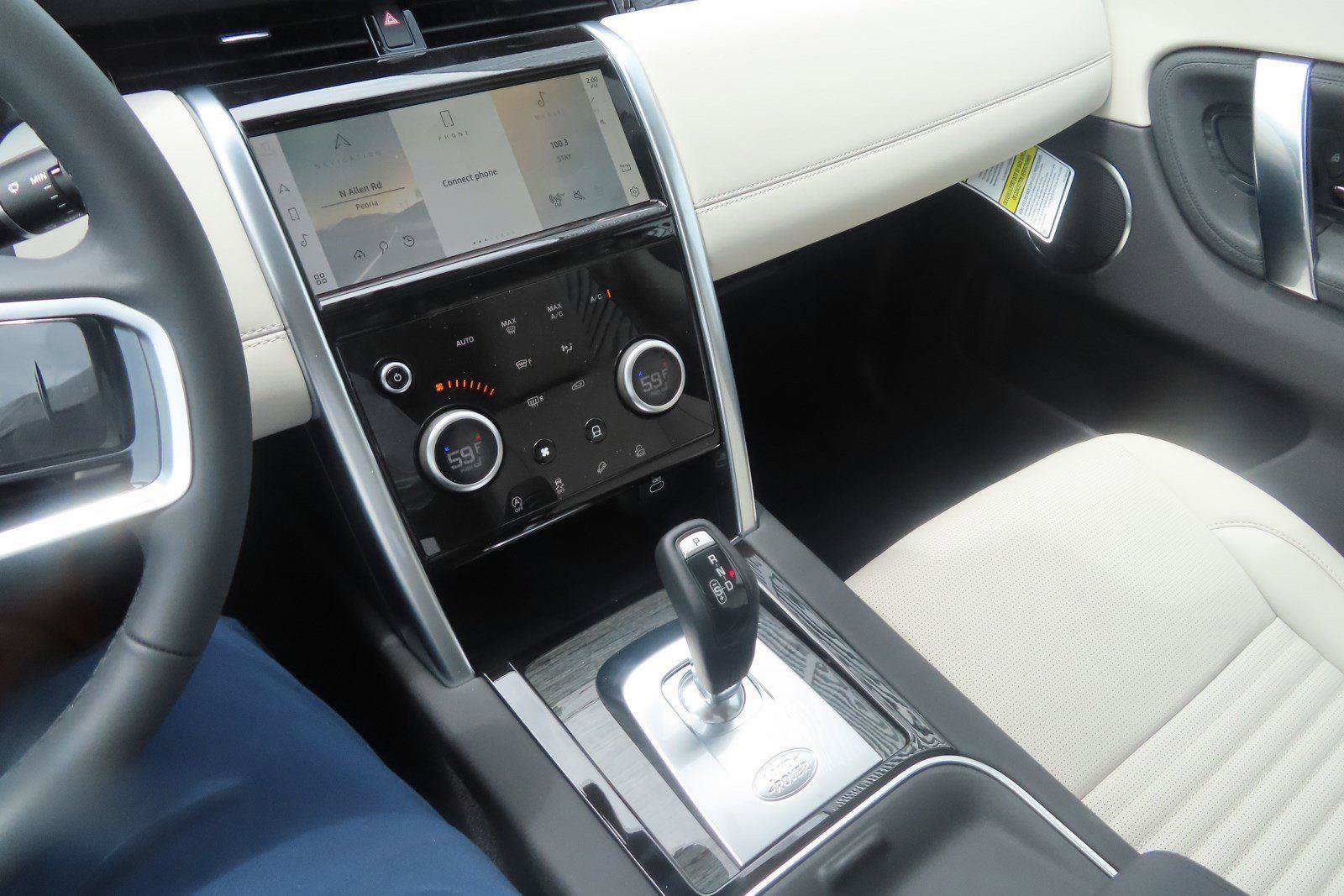 Used 2023 Land Rover Discovery Sport SE AWD/4WD image 18