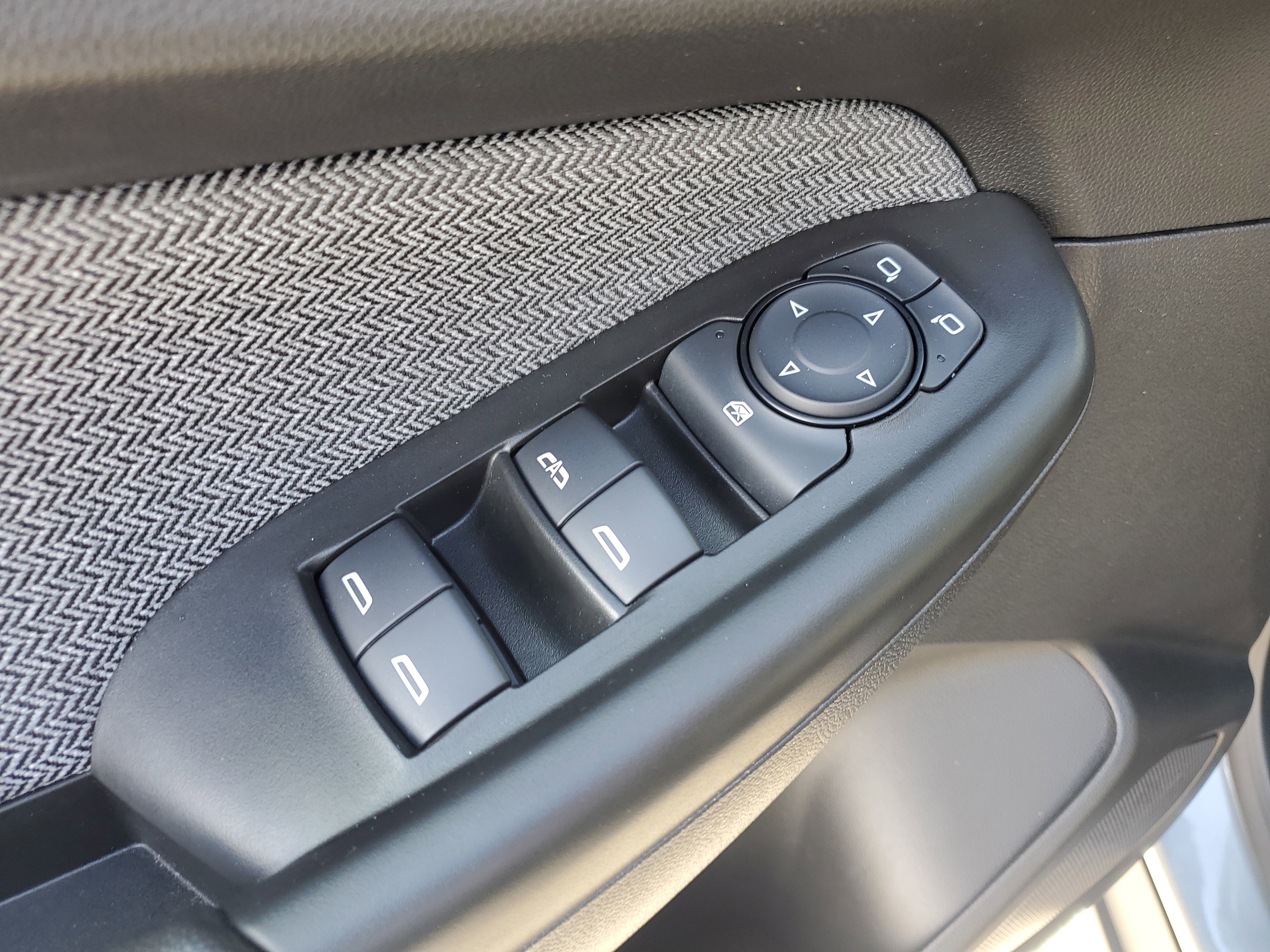 Used 2023 Chevrolet TrailBlazer LT w/ Convenience Package image 25