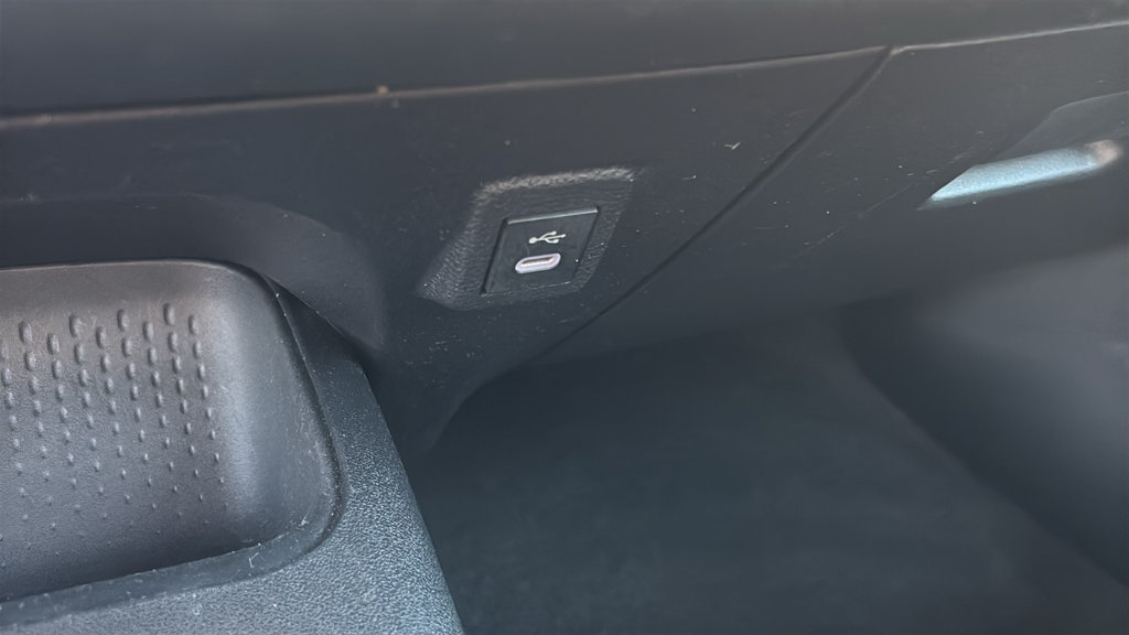 Used 2025 Toyota Corolla SE FWD image 20