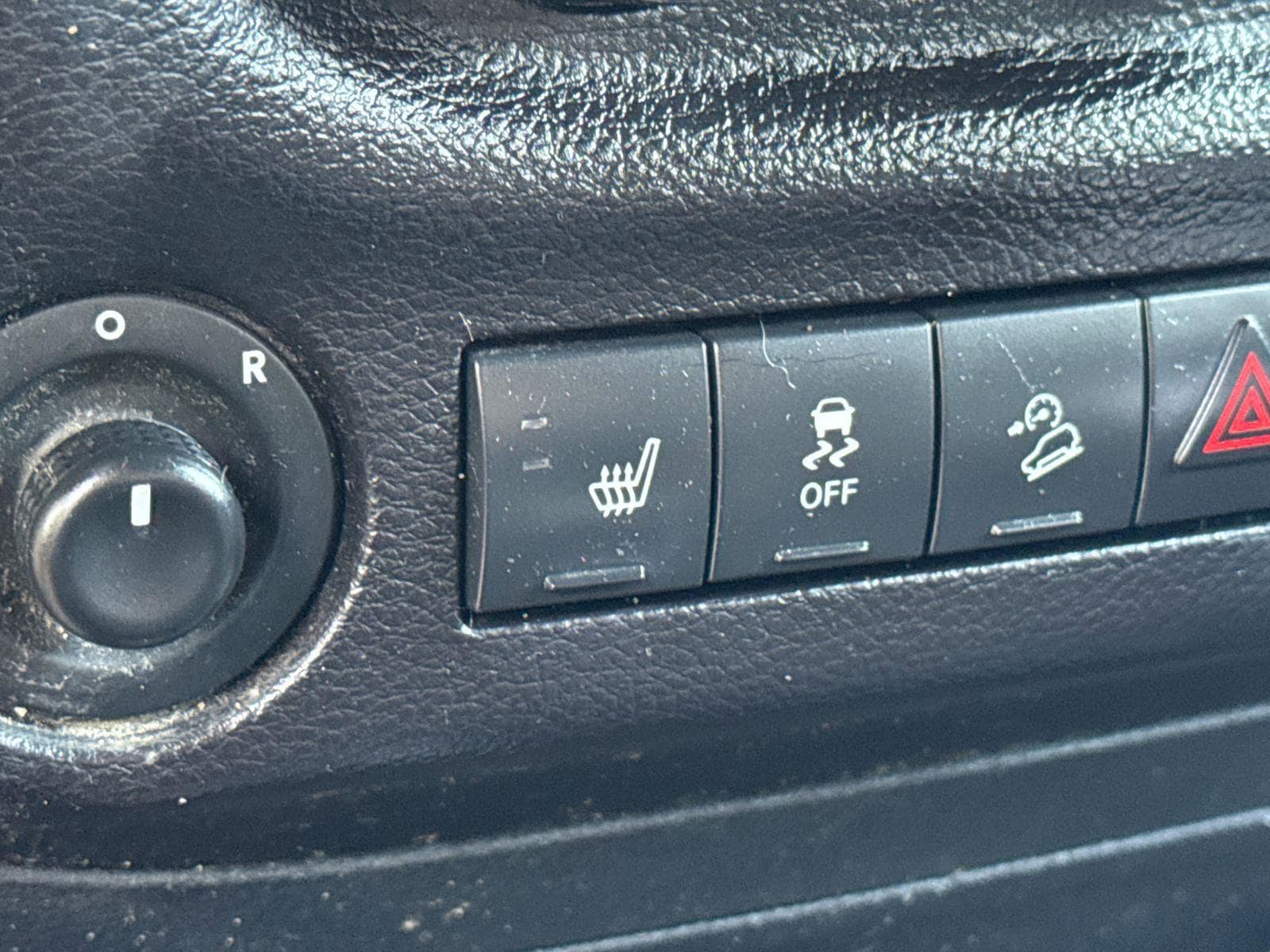 Used 2018 Jeep Wrangler Unlimited Sahara AWD/4WD image 27