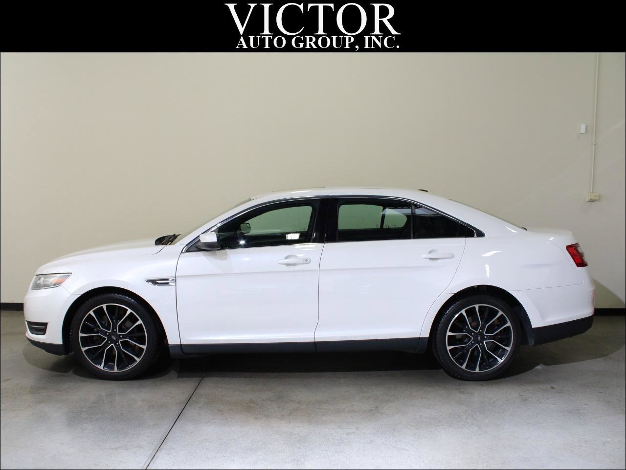 Used 2019 Ford Taurus SEL w/ Equipment Group 201A image 1