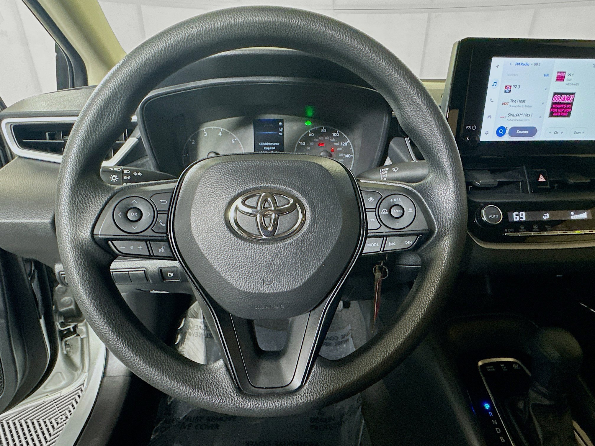 Used 2023 Toyota Corolla LE FWD image 15