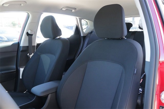 Used 2026 Hyundai Kona SEL Sport image 9