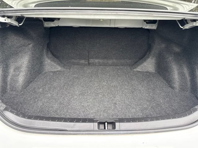 Used 2015 Toyota Corolla S FWD image 35