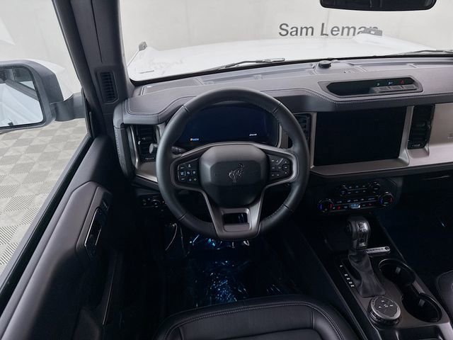 Used 2025 Ford Bronco Outer Banks image 22