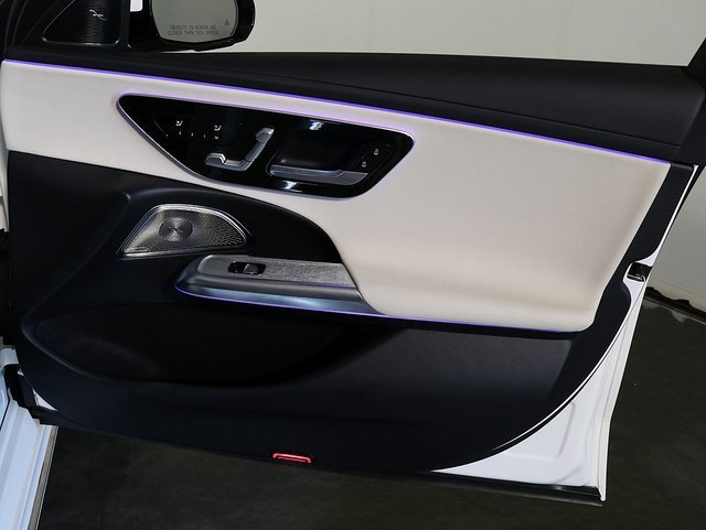 Used 2024 Mercedes-Benz E 350 4MATIC Sedan image 34