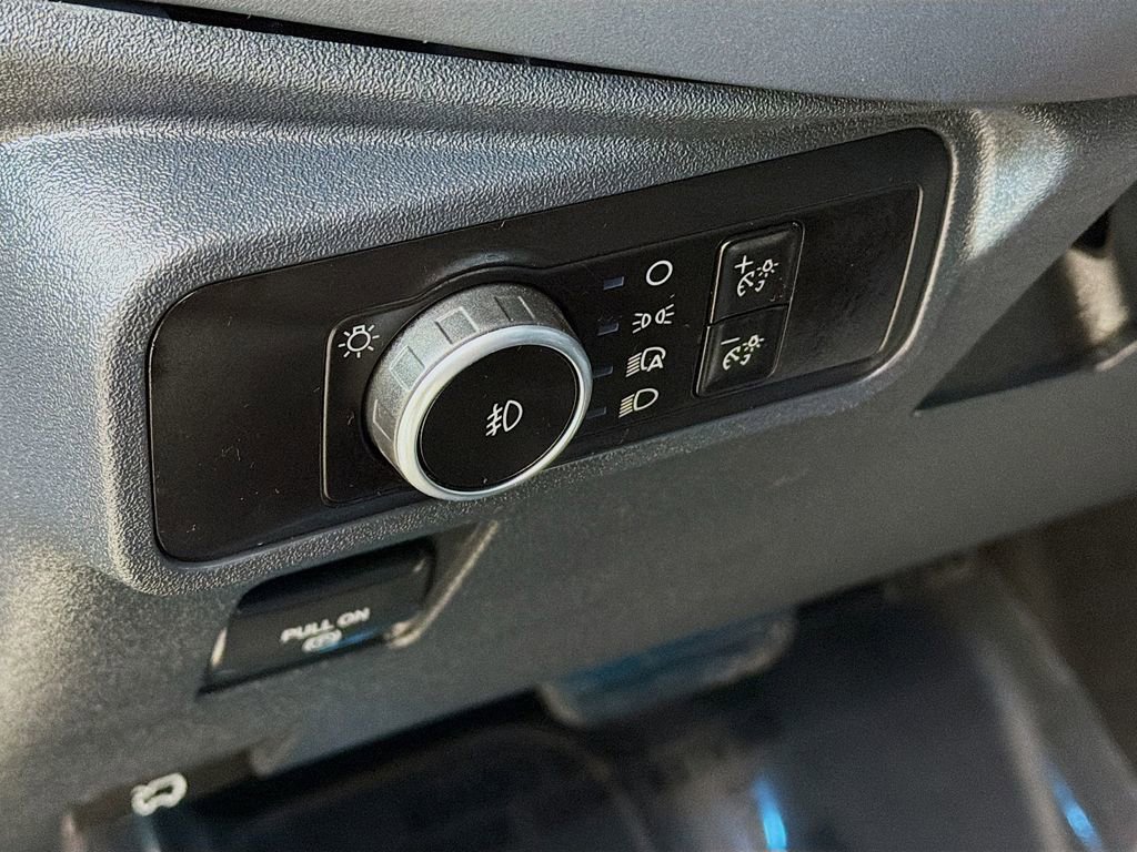 Used 2025 Ford Bronco Badlands image 30