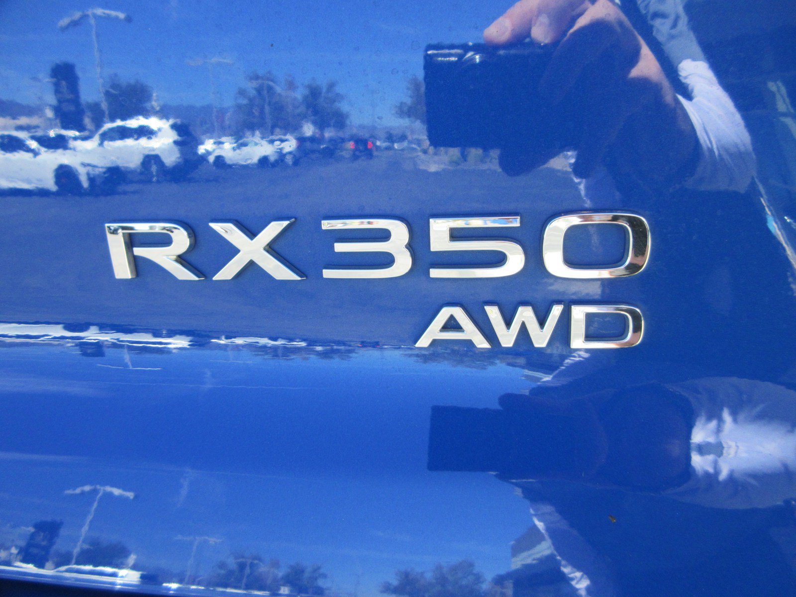 Used 2023 Lexus RX 350 F Sport w/ Cold Area Package AWD/4WD image 9