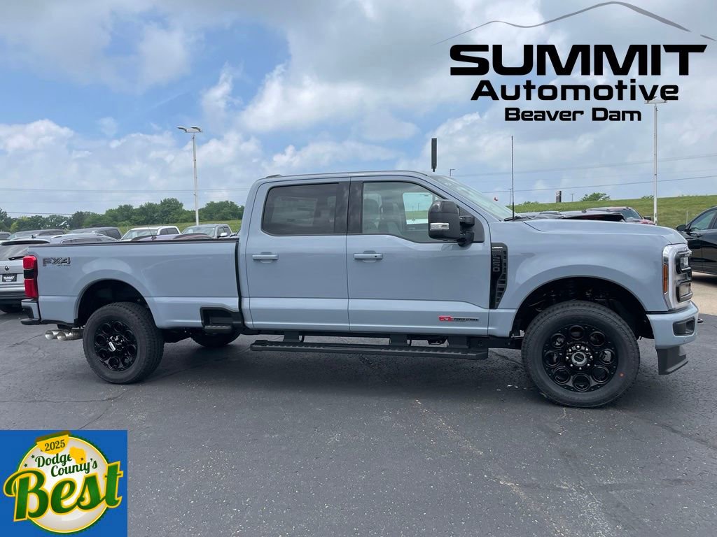 New 2026 Ford F250 Lariat w/ Black Appearance Package AWD/4WD image 1