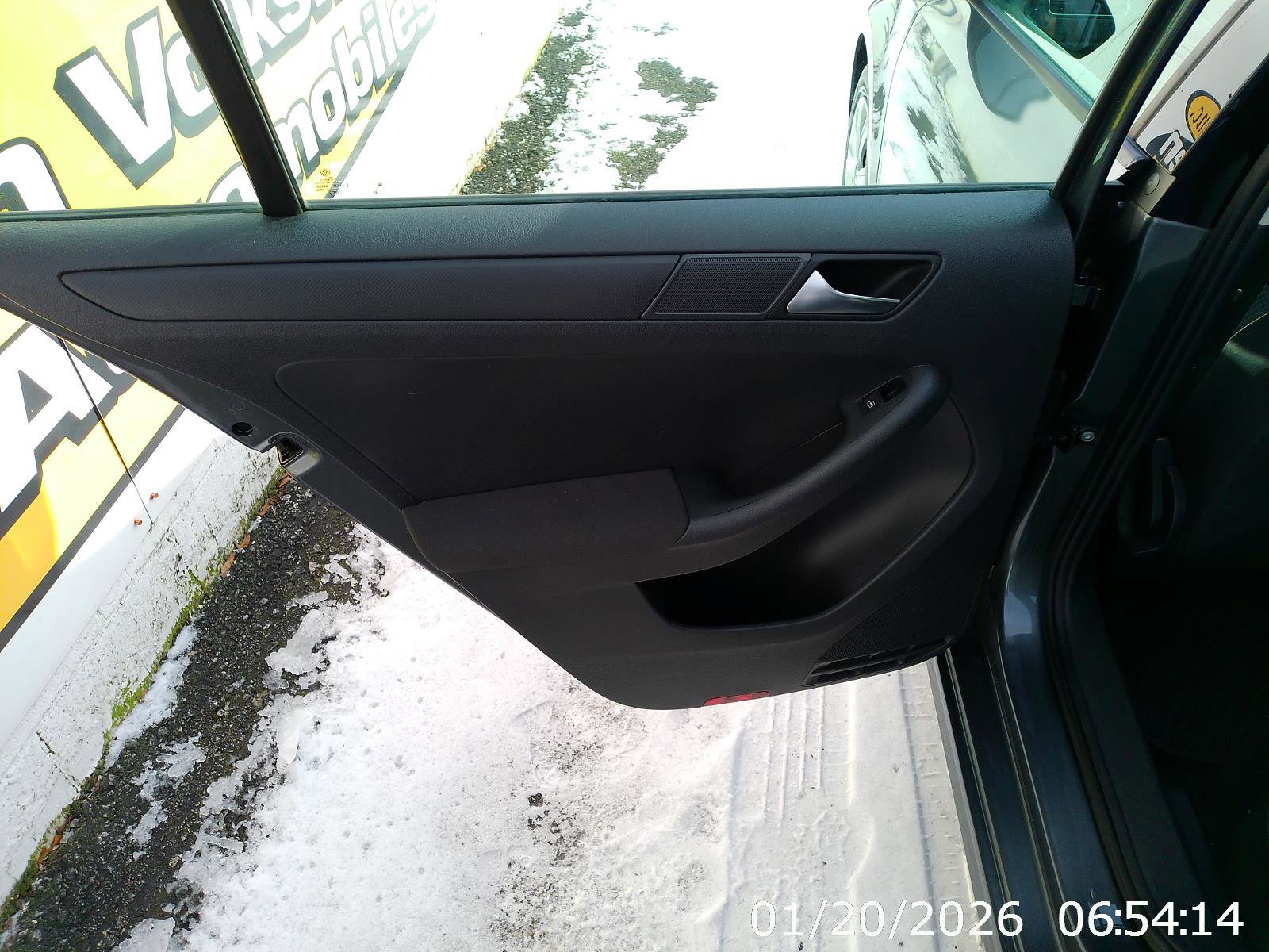 Used 2012 Volkswagen Jetta S image 16