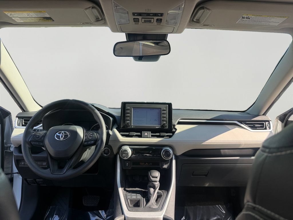 Used 2021 Toyota RAV4 XLE w/ Convenience Package AWD/4WD image 10