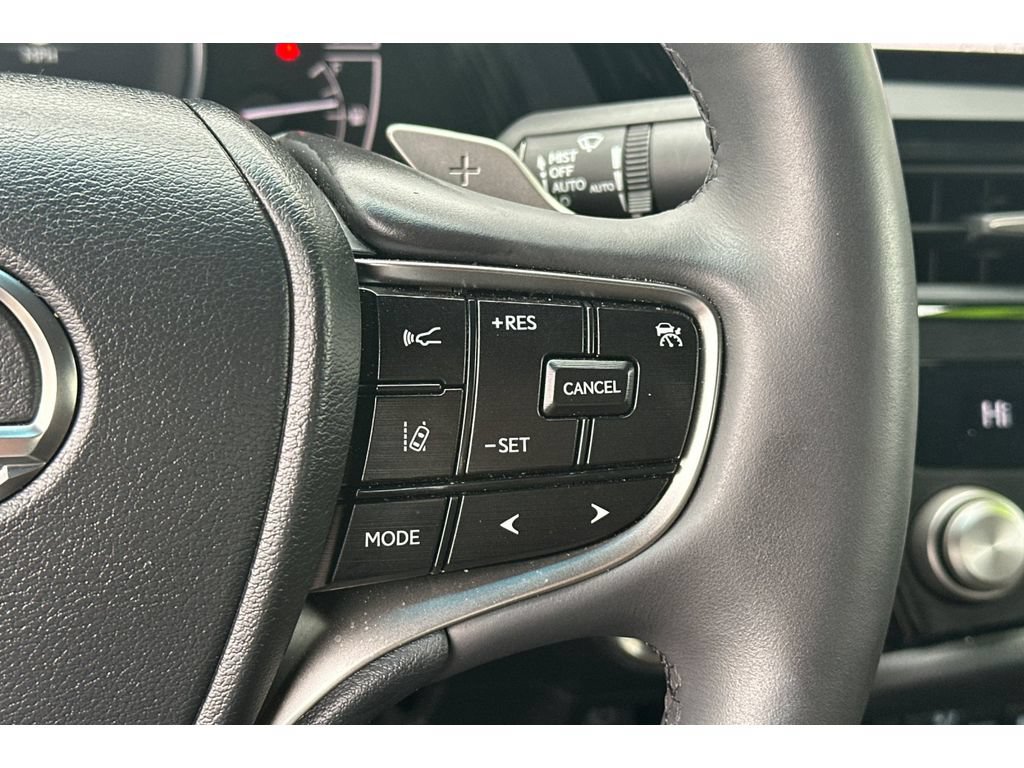 Used 2023 Lexus ES 300h w/ Premium Package FWD image 27