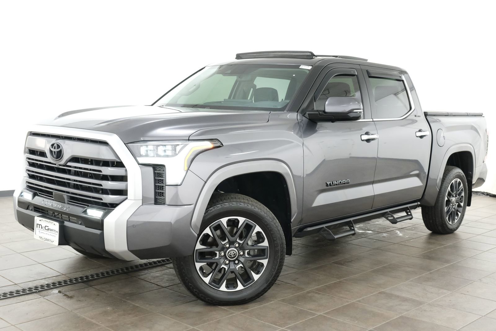 Used 2024 Toyota Tundra Limited AWD/4WD image 1