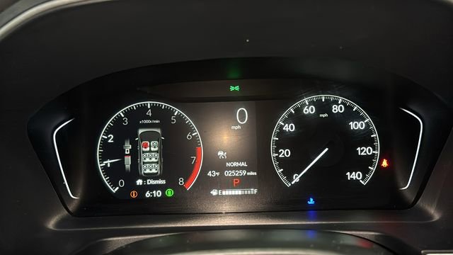 Used 2023 Honda Pilot Touring image 13