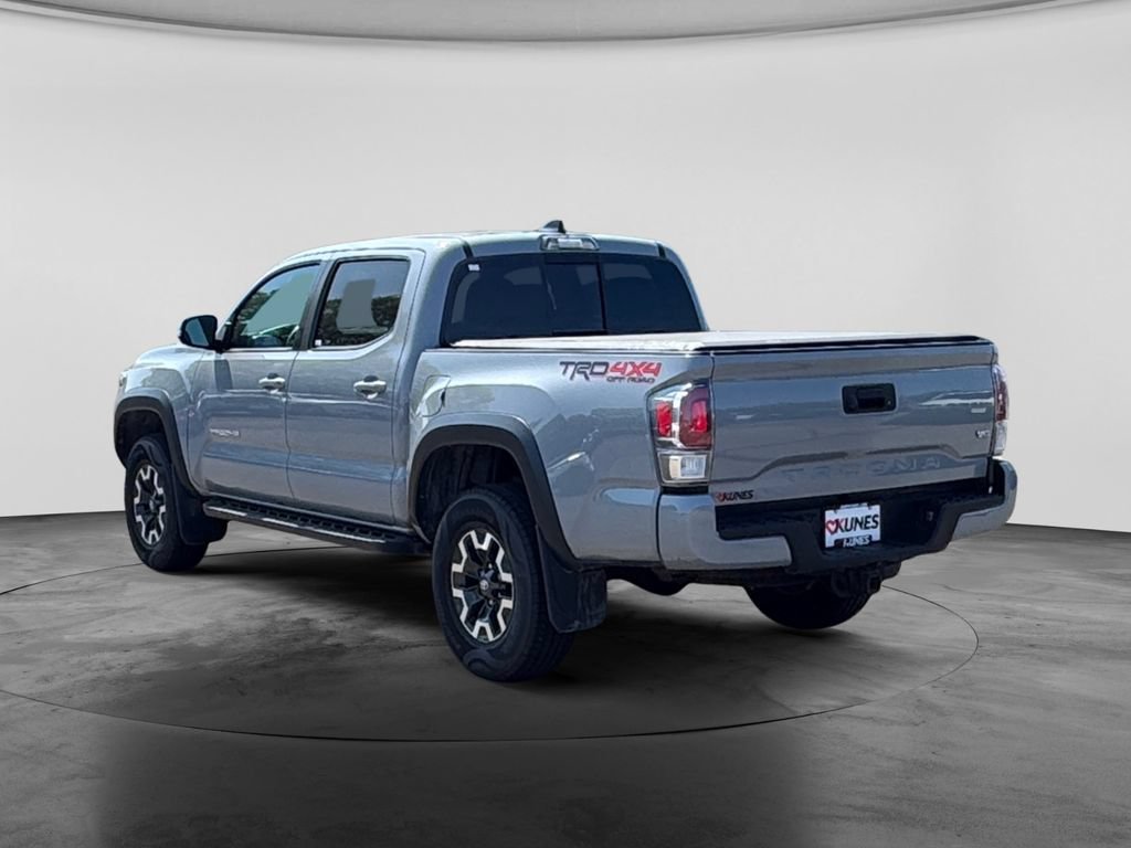 Used 2021 Toyota Tacoma TRD Sport AWD/4WD image 8