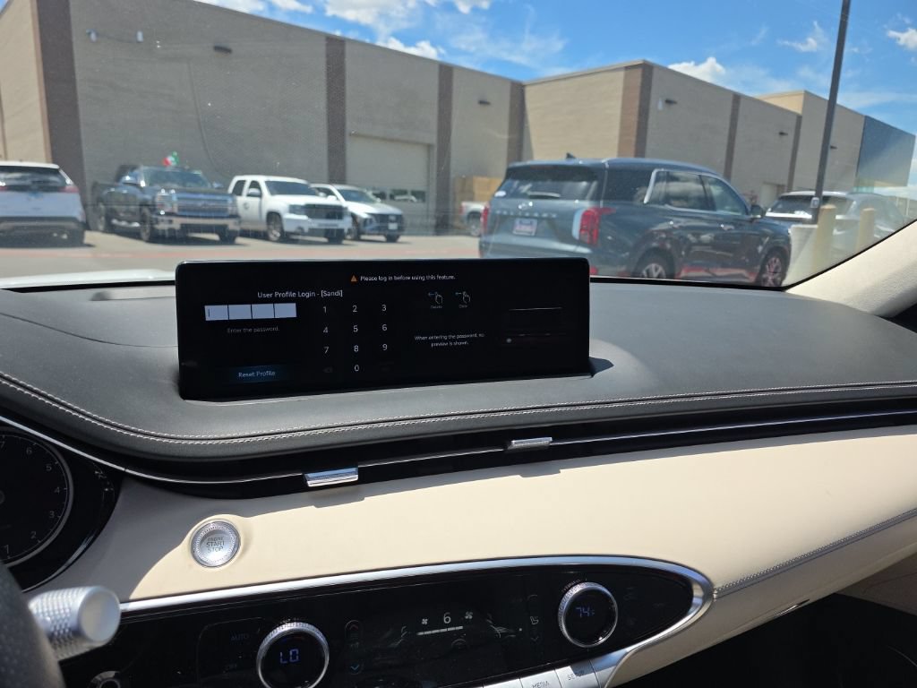 Used 2025 Genesis GV70 3.5T Sport w/ Sport Advanced Package AWD/4WD image 14