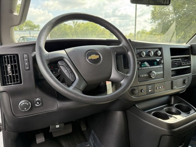 Used 2025 Chevrolet Express 3500 LS image 20