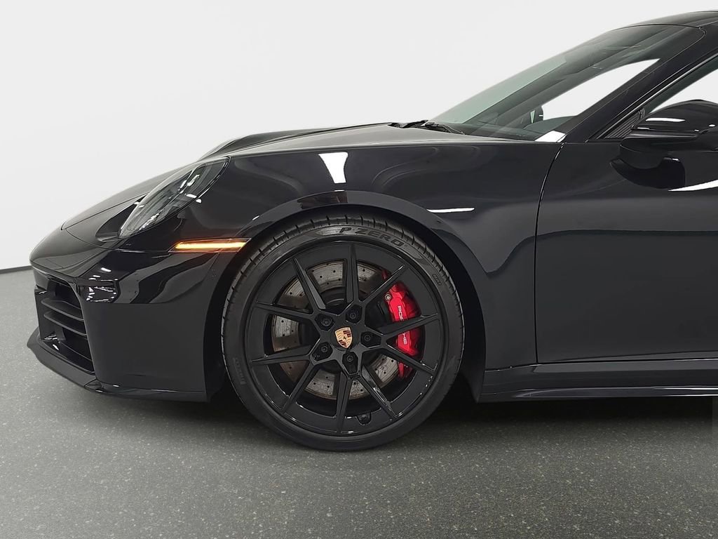 Used 2025 Porsche 911 Carrera S w/ Premium Package RWD image 10