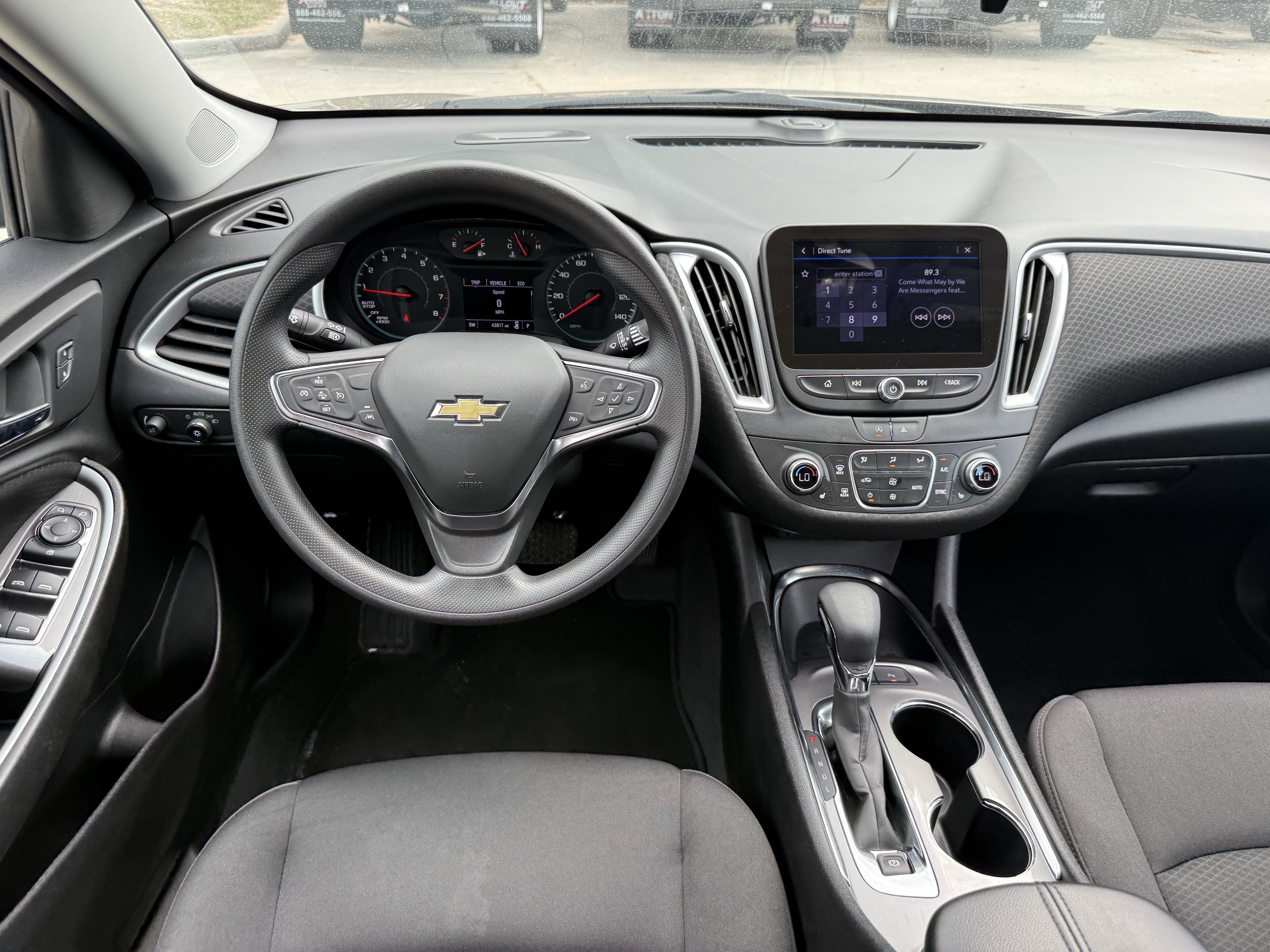 Used 2024 Chevrolet Malibu LT FWD image 14