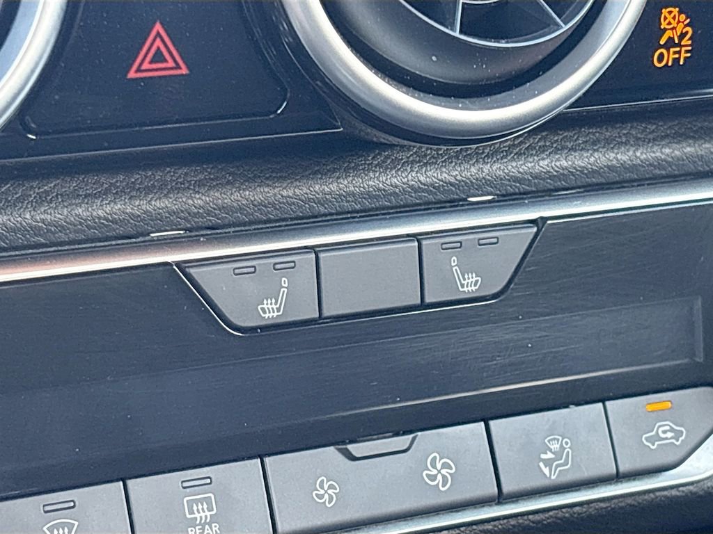 Used 2025 Nissan Sentra SR image 19