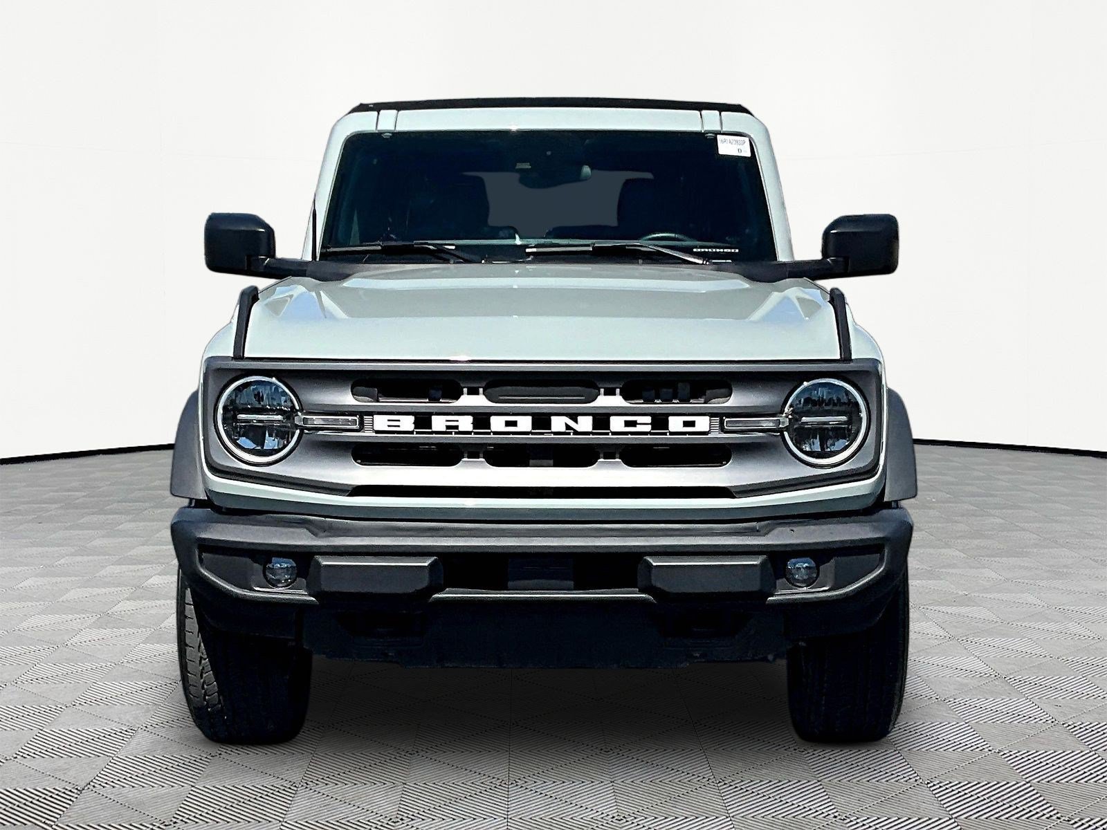 Used 2024 Ford Bronco Big Bend AWD/4WD image 2