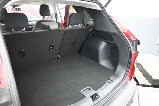 Used 2022 Ford Escape SE w/ SE Sport Appearance Package FWD image 17