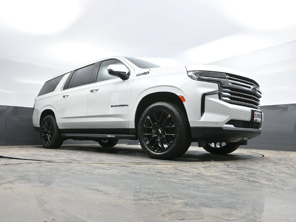 Used 2023 Chevrolet Suburban High Country w/ Max Trailering Package AWD/4WD image 31