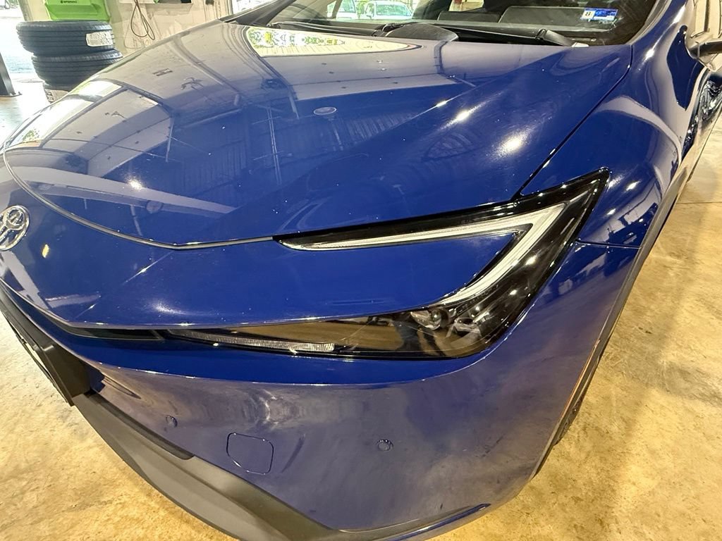Used 2023 Toyota Prius LE FWD image 17