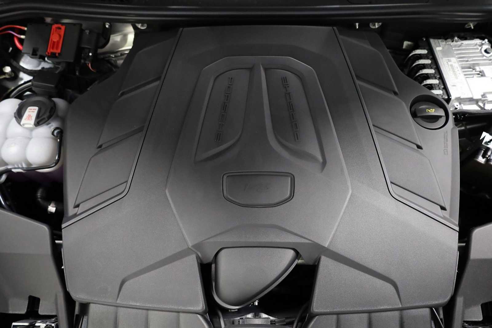 New 2026 Porsche Cayenne Coupe AWD/4WD image 42