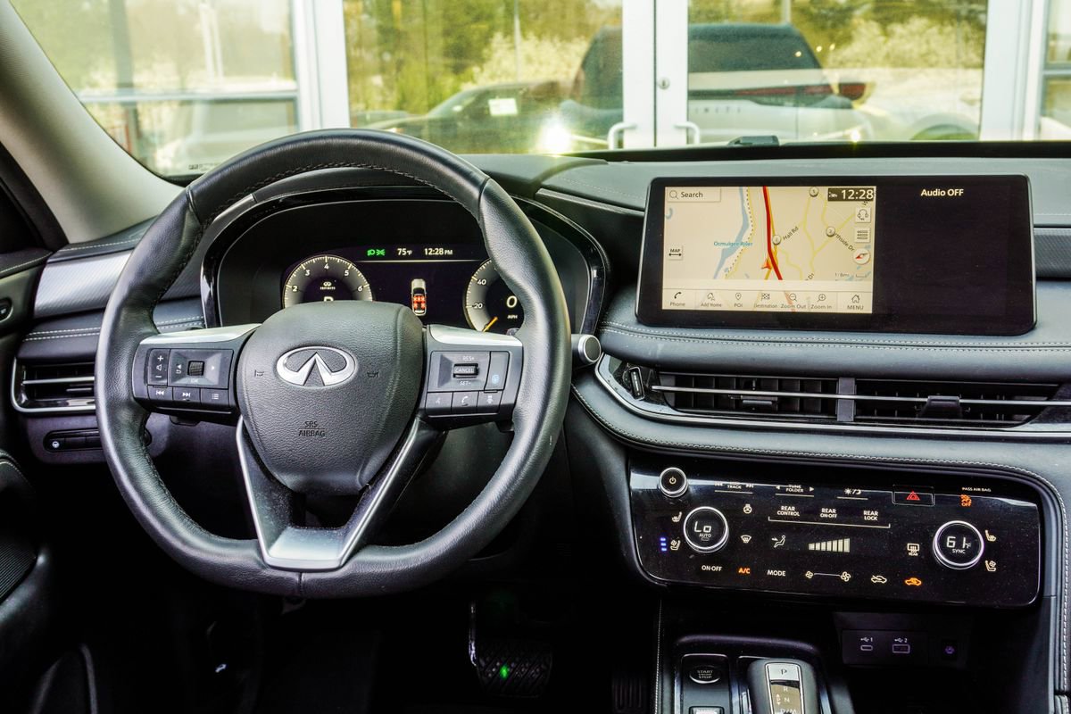 Certified 2023 INFINITI QX60 Luxe w/ Cargo Package image 17