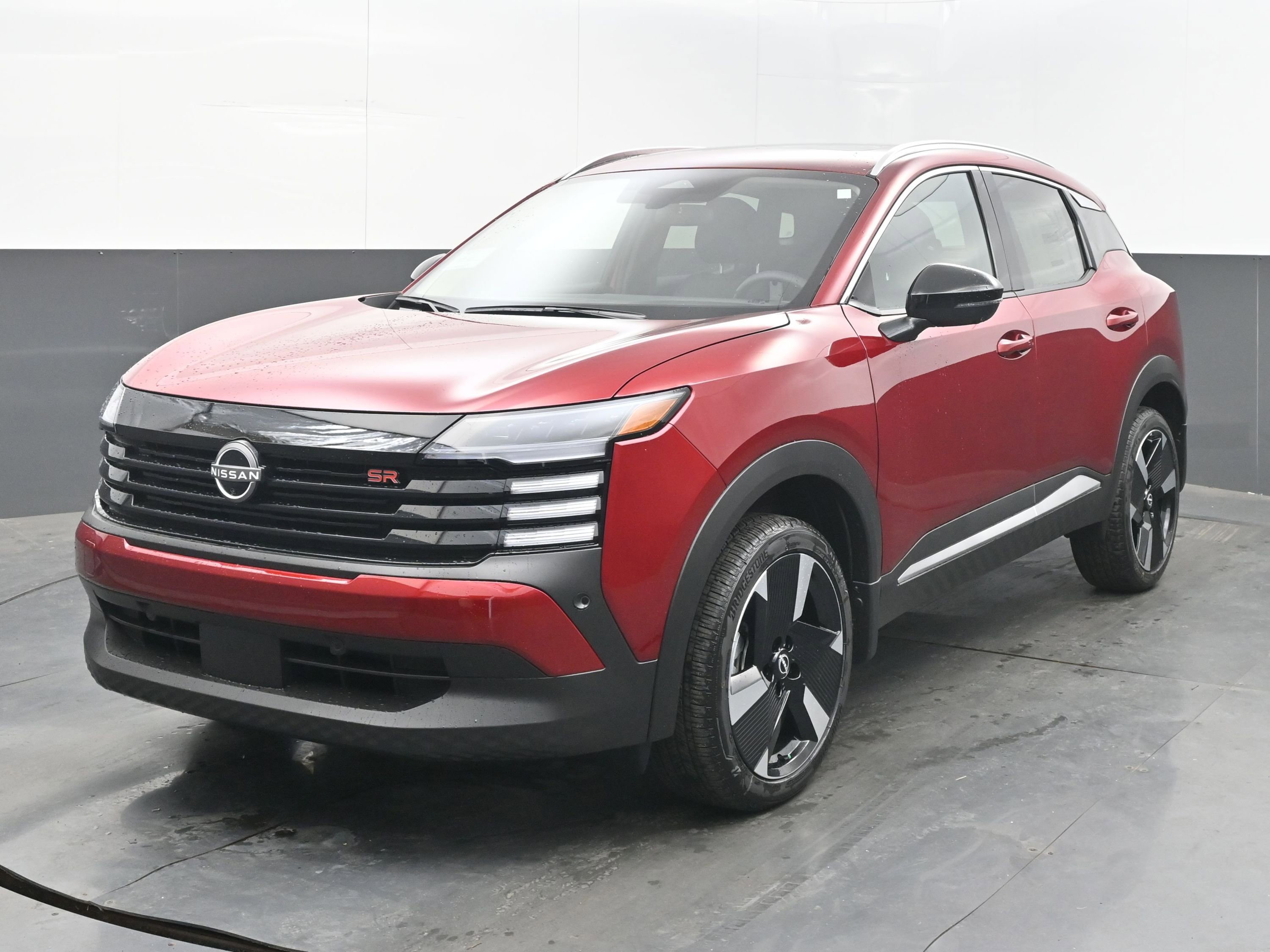 New 2026 Nissan Kicks SR w/ SR Premium Package image 3
