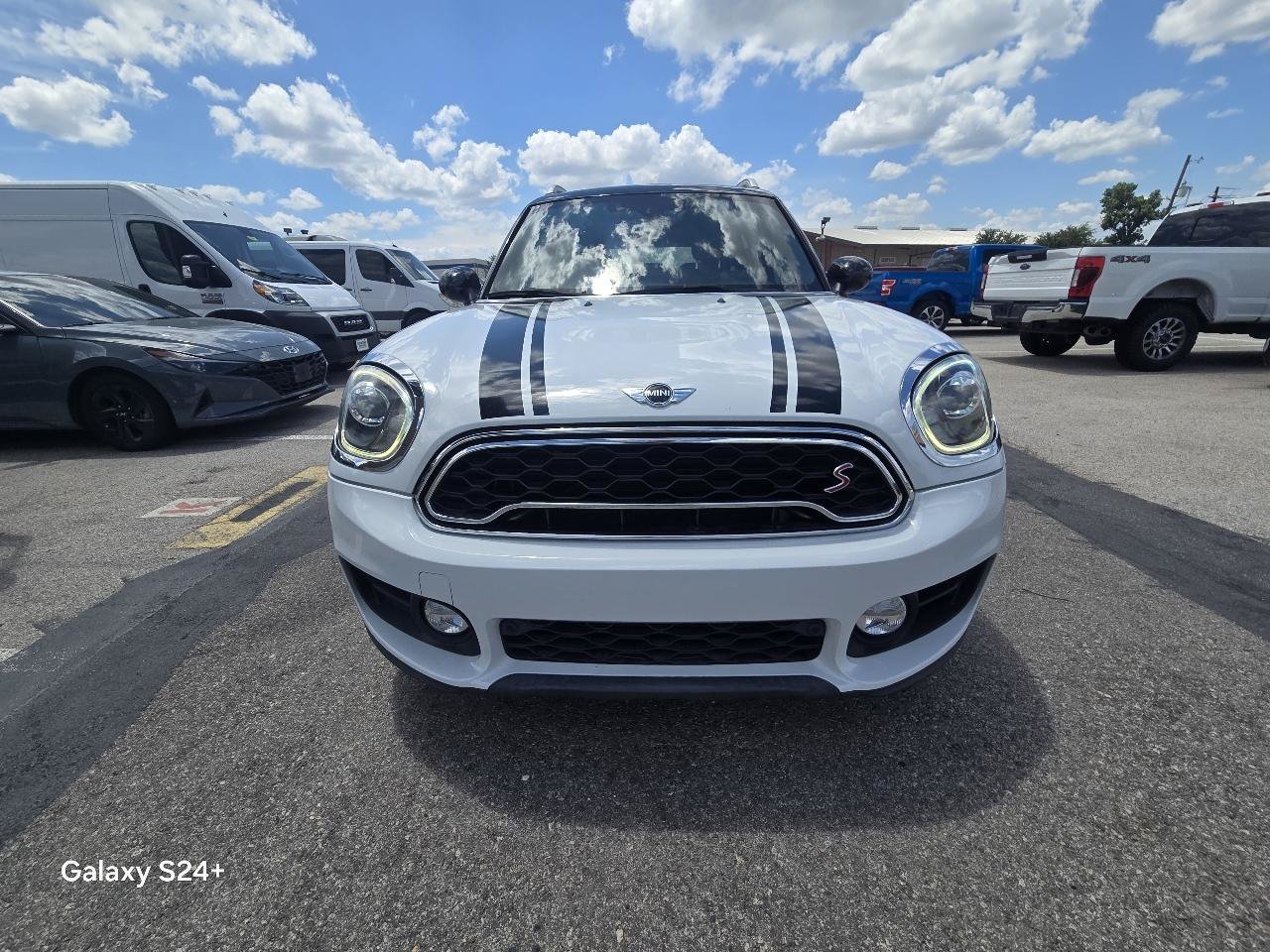 Used 2017 MINI Cooper Countryman S FWD image 2
