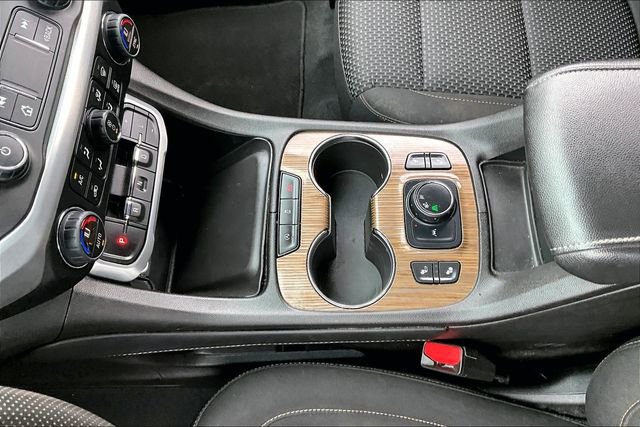 Used 2023 GMC Acadia SLE w/ Driver Convenience Package image 18