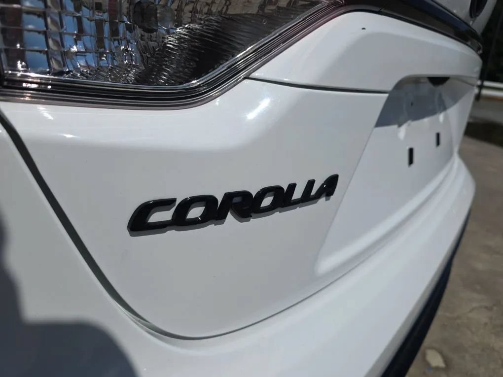 Used 2021 Toyota Corolla SE FWD image 10