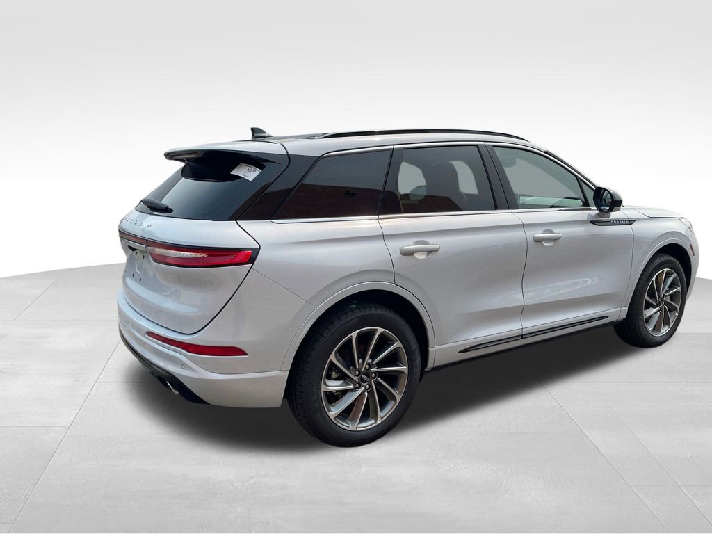 New 2025 Lincoln Corsair Grand Touring image 5