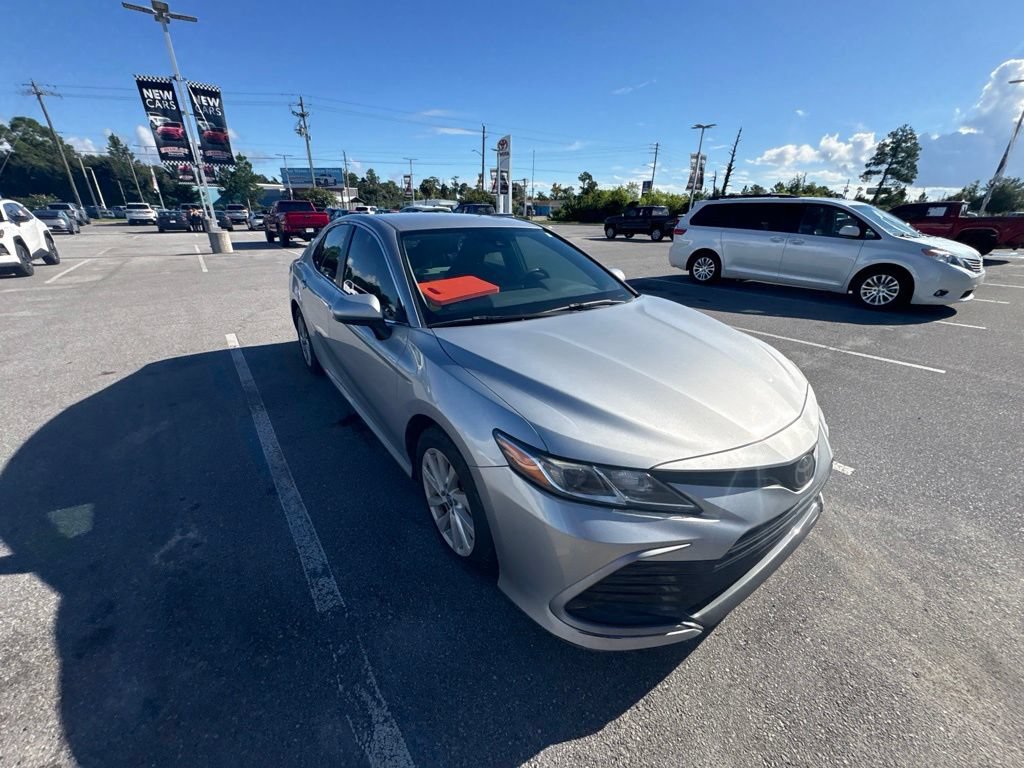 Used 2021 Toyota Camry LE FWD image 13